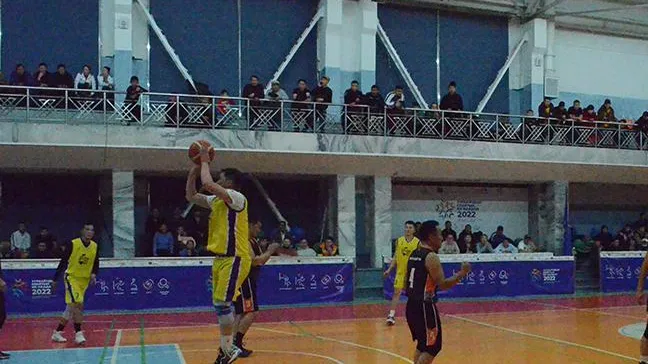 Өдрийн сурвалжилга.“Багануур” баг “Монголросцветмет”-ийг тал бөмбөгөөр буулган авлаа