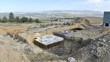 Үндсэн нэг тээрмийн суурийн хэсгийг цутгалаа 